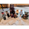 Image 3 : Carved Wood Bear, Felt Dolls, Lamp & More