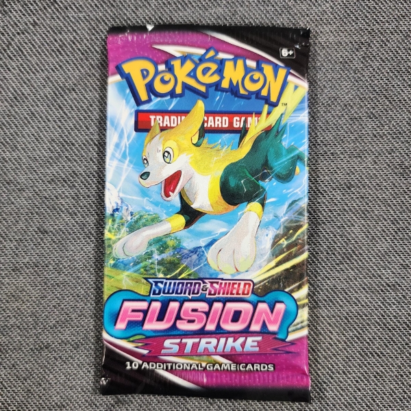 SEALED Pokemon Sword & Shield Fusion Strike 10 Card Booster Pack ~ Guaranteed Rare in Each Pack!