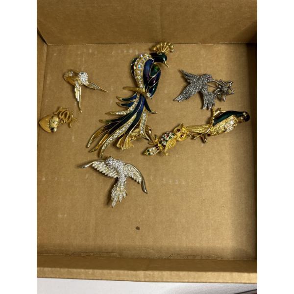 8 Pins - Gorgeous! Includes Owls and Birds