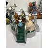 Image 3 : Wizard of Oz Figurines - Electric Ornament (unknown working condition) 