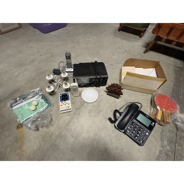 *Pick Up At Mantua Home-No Shipping Available* Miscellaneous household items - Phones - Cordless