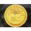 Image 7 : Johnny Cash "The Songs That Made Him Famous" Vintage Vinyl Record LP - Sun Records SLP 1235