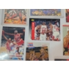 Image 9 : 14 Assorted 1993-94 Michael Jordan Basketball Trading Cards 