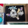 Image 7 : Large Lot of Costume Jewelry: Watches, Necklaces, Earrings, & More!