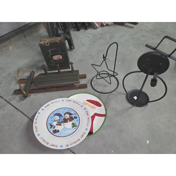 Christmas Decoration Group, Great Condition!