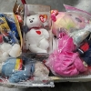Image 1 : Tote Filled With Beanie Babies & Collectible Plushies