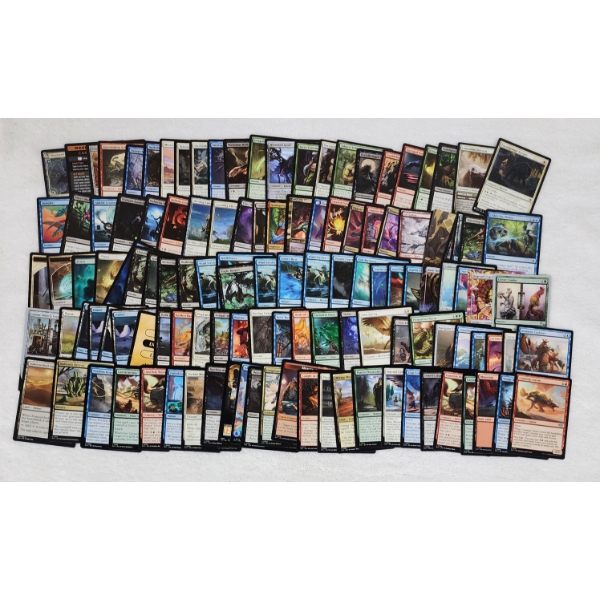 Large Collection of Over 100 Assorted Magic the Gathering MTG Trading Cards 
