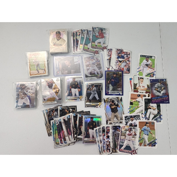 Large Lot of Assorted Baseball Trading Cards Including RC's, Bowman Chrome, Topps, & More! 