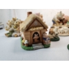 Image 10 : Assortment of Pig Collectibles Including Little Nook Village, Enesco, Hallmark, & More! 