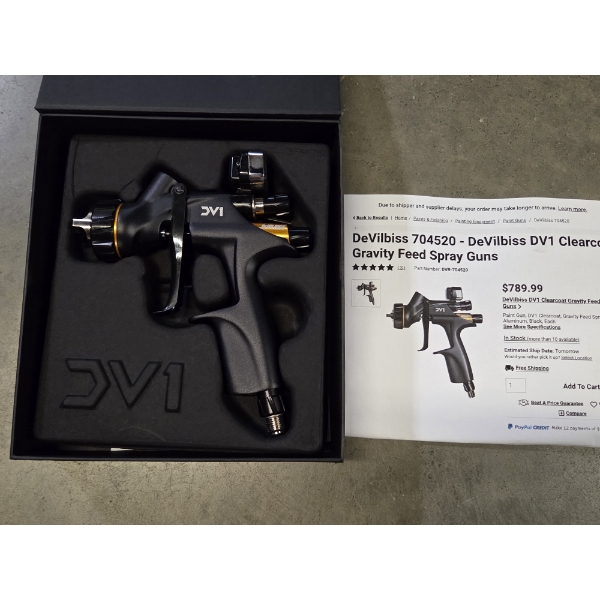 Brand New! DeVilbiss 704520 Clear Coat Gravity Feed Spray Gun 