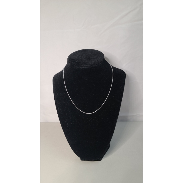 Simple 14K White Gold 15" Necklace - Weight: 1.8g