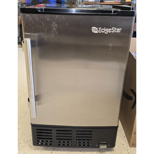 Edge Star Ice Maker - Makes Half Moon Ice - 15x17.5x25