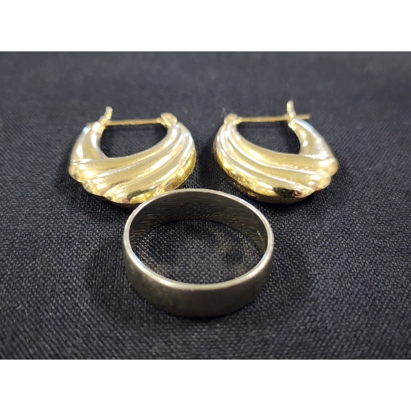 14K Yellow Gold Earrings & Size 8.5 Ring - 8.5 Grams Total of 14K Gold Jewelry!