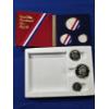 Image 2 : 1776-1976 United States Bicentennial Silver Proof Set with Display Case - 3 Coin Set