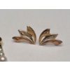 Image 4 : Collection Of 14K Gold Earrings Featuring Some Diamonds - Total Weight: 3.7g