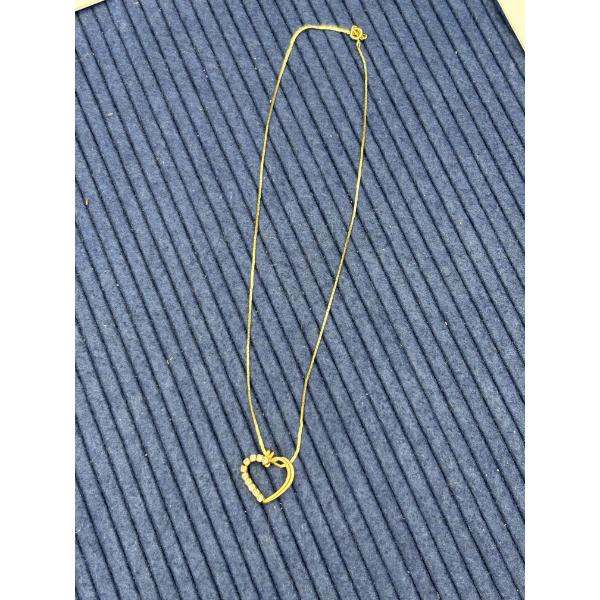 Gorgeous Heart Necklace - Costume Jewelry - Gold Necklace with intricate design