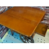 Image 3 : Nice Maple Tea Cart In Excellent Condition - See Pictures