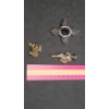 Image 8 : (3) Vintage Brooch Pins