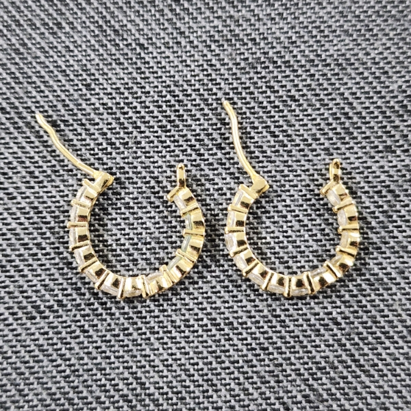 Nice Gold Plated Sterling Silver Earrings Weighing 3.2 Grams Total