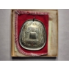 Image 1 : 1976 Towle Sterling Silver Medallion Weighing 22 Grams