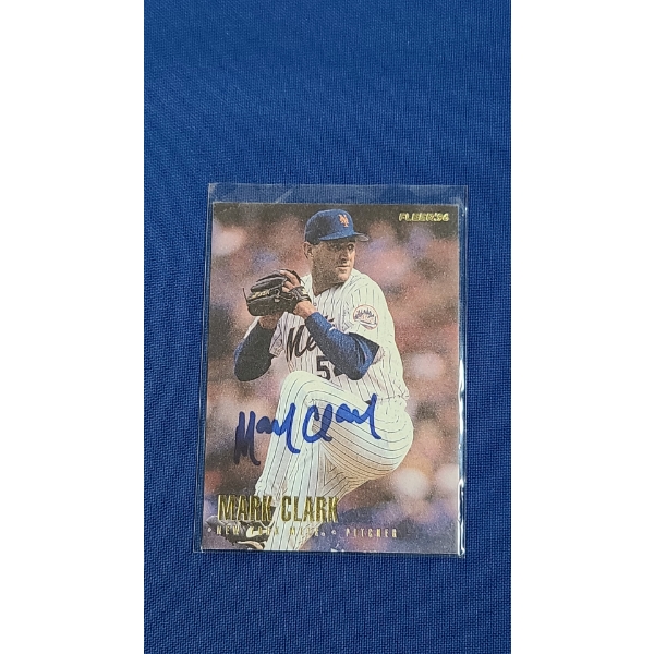 Fleer 1996 Mark Clark New York Mets U155 Signed Baseball Card 