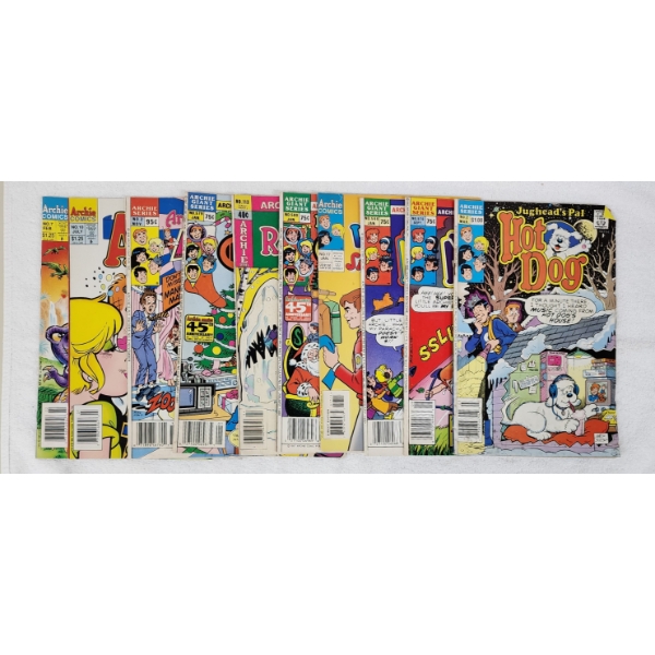 10 Assorted Vintage Archie Comics Including Little Archie & World of Archie!