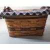 Image 8 : Vintage Longaberger Cake Basket with Fabric Liner, Plastic Liner, and Cake Stand - Great Condition!