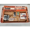 Image 1 : Vintage Tyco Electric Train Set with Cars, Tracks, and Accessories
