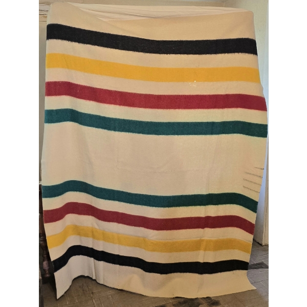 Vintage Hudson Bay Point Blanket - 3.5 point (Twin Size)