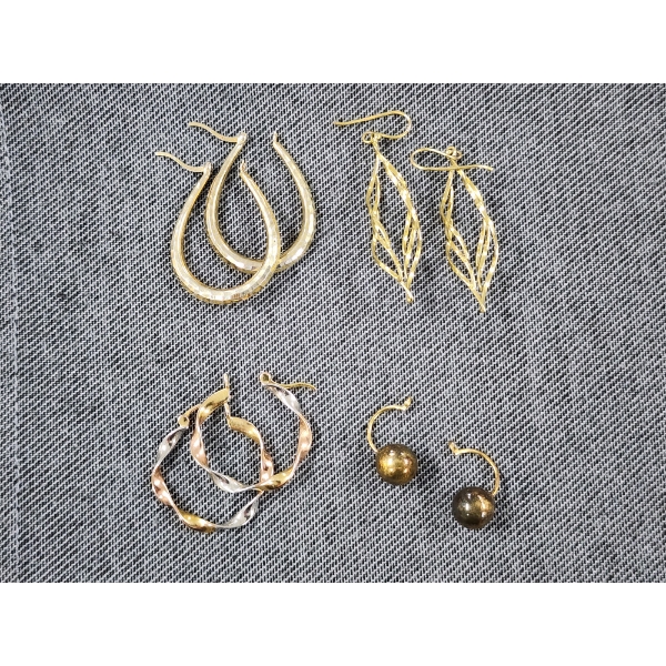 Four Pairs of Assorted Sterling Silver Earrings ~ Weighing 14.7 Grams Total