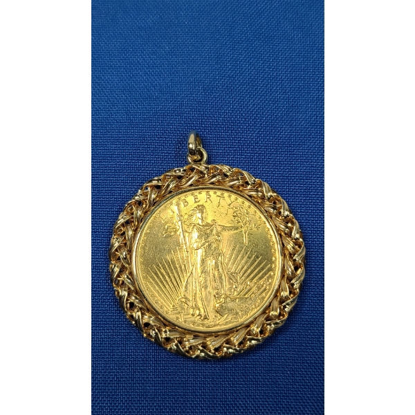 1924 $20 St. Gaudens Double Eagle Gold Coin Set In 14K Gold Bezel - Total Weight: 45.7g