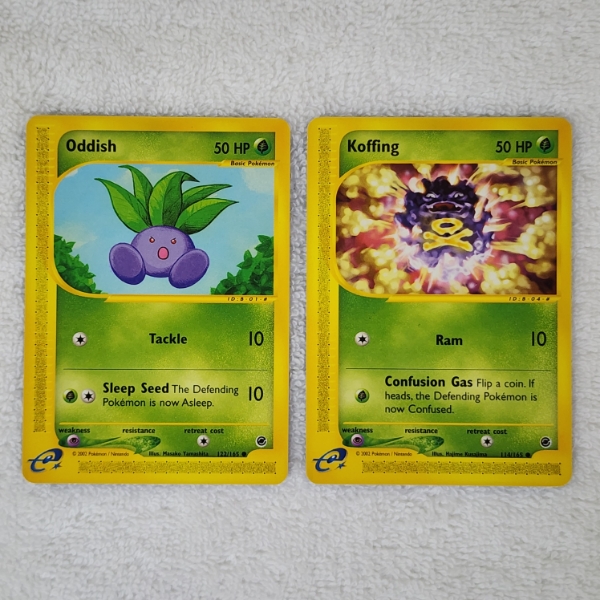 Two Vintage Expedition Set E-Reader Pokemon Trading Cards ~ Oddish & Koffing