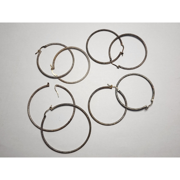 Four Pairs of Sterling Silver Hoop Earrings - Total Weight: 25.9g