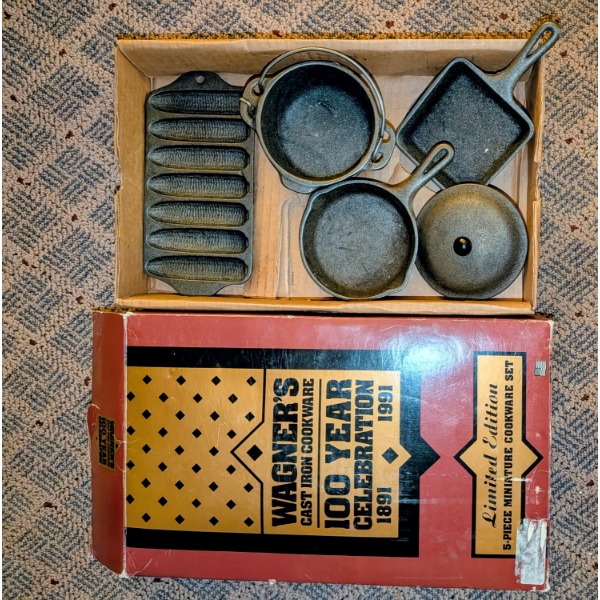 Wagners Real Cast Iron Mini Set
