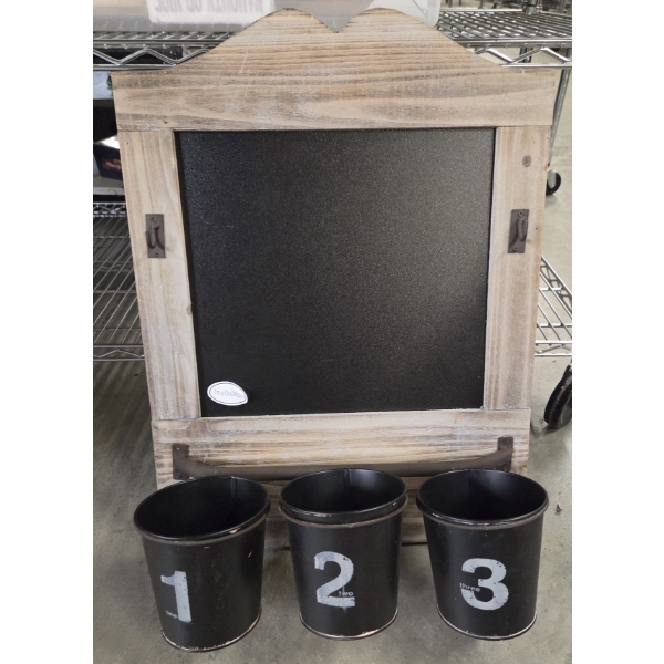 Brand New Unique 18''Wx24''H Rustic Look Metal & Wood Chalkboard Planter Center 