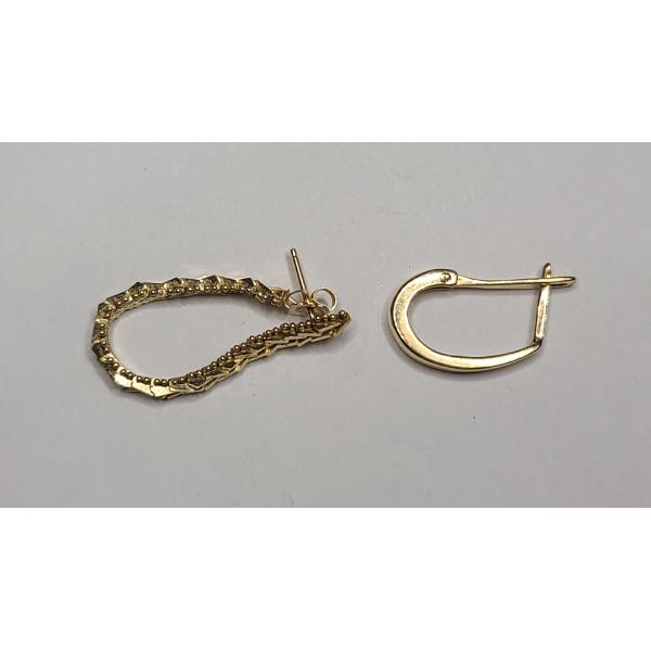 (2) Single 14K Yellow Gold Earrings - Total Weight: 3.1g