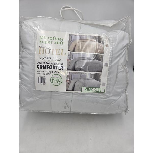 New In Package! Warm And Cozy Microfiber Ultra Plush White King Comforter