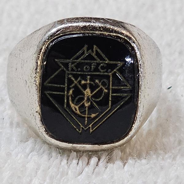 MINT CONDITION!!! Vintage Knights Of Columbus Silver Tone Black Onyx Intaglio Signet Ring - Size 9