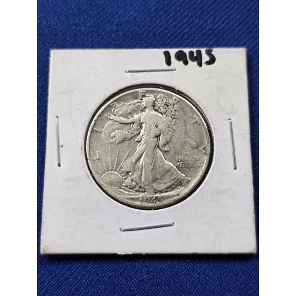 1945 Walking Liberty Half Dollar 90% Silver Beautiful Coin!