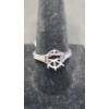 Image 1 : 10K White Gold Opening Setting Ring With Side Accent Diamonds - Size 7 - Weight: 2.0g