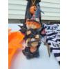 Image 10 : Assorted Halloween Items - Wreath, Witch Decor & More 