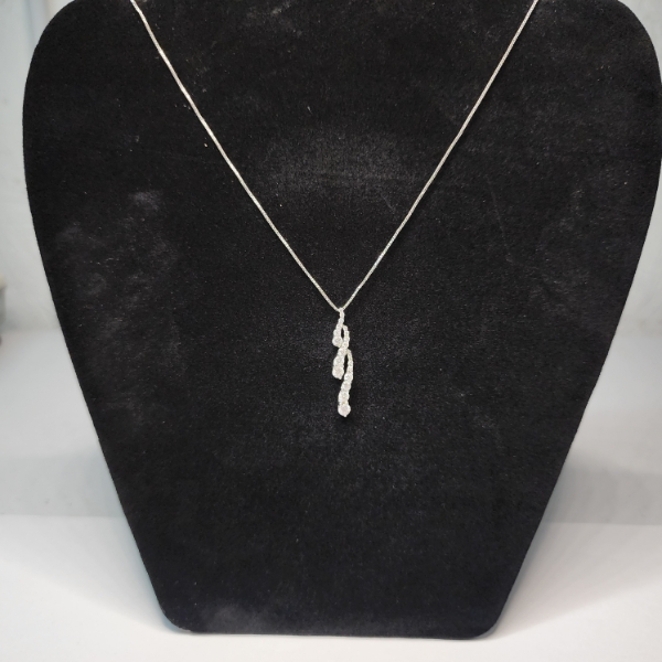 Incredible 14K White Gold Multi-Stone Diamond Vertical Pendant Necklace - 18" - TW: 3.0g