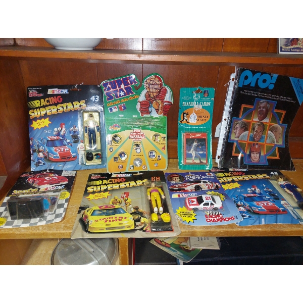 Toys + 8 Pcs Vintage Rack Display Cards With Included Toy - See Pics - Cars - Sports- Figures - More