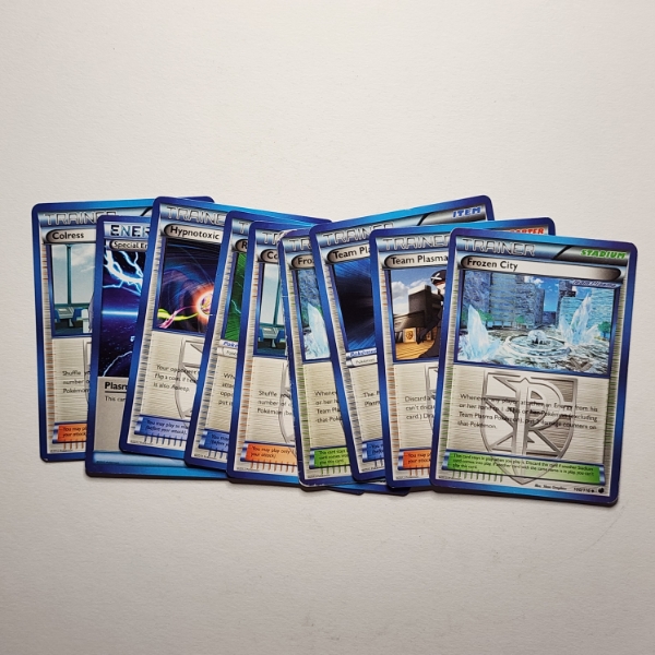 Lot of Assorted Vintage Team Plasma Trainer & Energy Trading Cards 