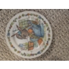 Image 2 : Interesting Dish Collection Including A Lennox Trinket Dish & Vintage Onida Plastic Bunny Plate!