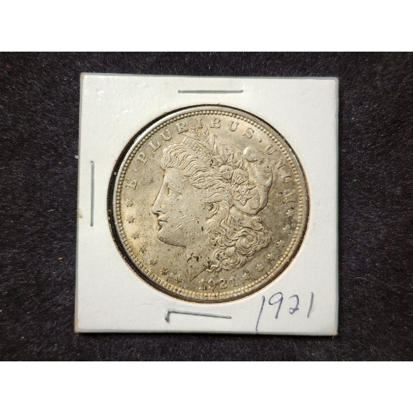 United States 1921 Morgan Silver Dollar in Great Condition!
