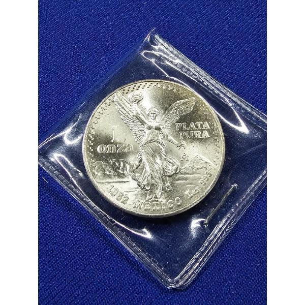 1982-Mo Mexico 1 oz Silver Libertad - Beautiful Coin in Protective Sleeve