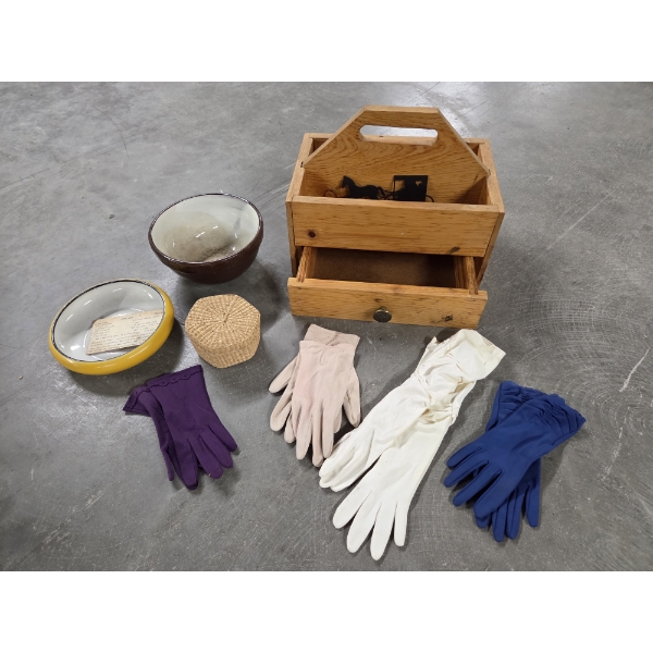 Unique 13''x7'' Wood Caddy With Drawer, Ladies Vintage Gloves, Small Basket & Two 8'' Bowls