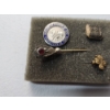 Image 3 : 4 Assorted Pins Including 4-H 10K Gold Clover Pin 1.1g
