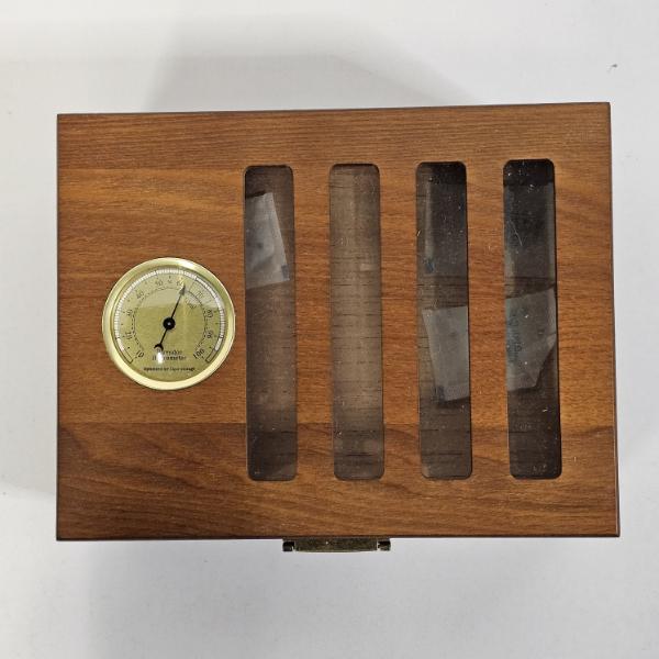 Desktop Wooden Cigar Humidor equipped with a Built-In Analog Mechanical Hygrometer (9.5x4.5")